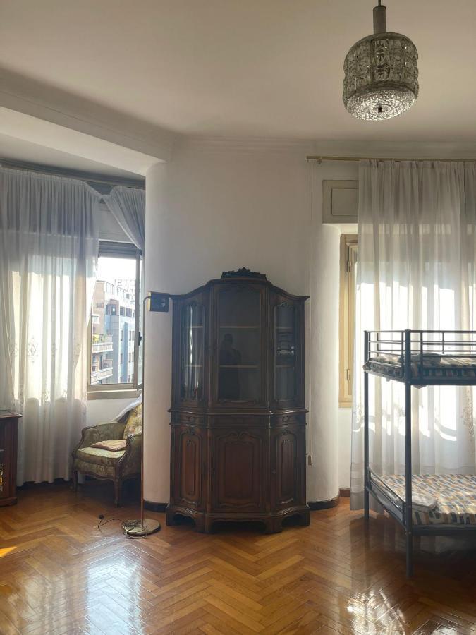 Hostel Corner 32 Milan Luaran gambar